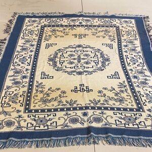 Vintage Crown Crafts Blue and White Chinese Patterned Cotton Throw Blanket